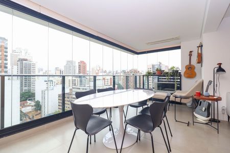 Apartamento para alugar com 72m², 1 quarto e 1 vaga Apartamento para alugar com 72m², 1 quarto e 1 vagaVaranda da Sala