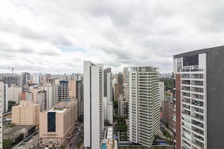 Apartamento à venda com 170m², 6 quartos e 2 vagas Apartamento à venda com 170m², 6 quartos e 2 vagasCidade com muitos prédios altos e ruas movimentadas, com nuvens densas no céu.