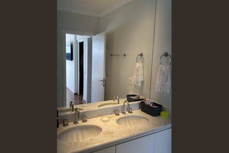 Casa de condomínio à venda com 334m², 2 quartos e 4 vagasBanheiro Suite principal