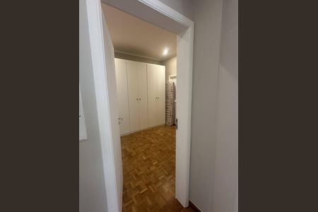 Casa de condomínio à venda com 334m², 2 quartos e 4 vagasSuite 2