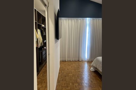 Casa de condomínio à venda com 334m², 2 quartos e 4 vagasSuite principal
