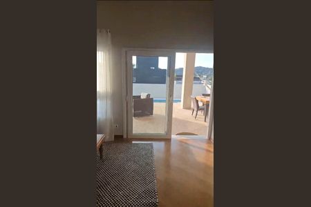 Casa de condomínio à venda com 334m², 2 quartos e 4 vagasVista da Área de Externa Piscina