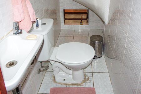 Casa de condomínio à venda com 134m², 2 quartos e 2 vagasLavabo