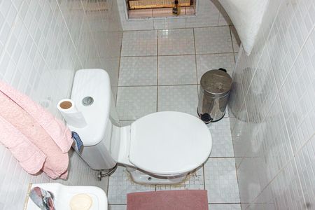 Casa de condomínio à venda com 134m², 2 quartos e 2 vagasLavabo