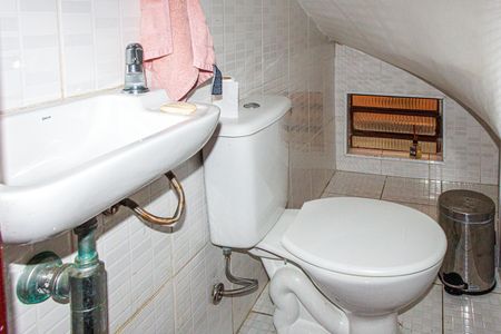 Casa de condomínio à venda com 134m², 2 quartos e 2 vagasLavabo