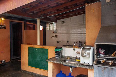 Casa de condomínio à venda com 134m², 2 quartos e 2 vagasÁrea de Serviço