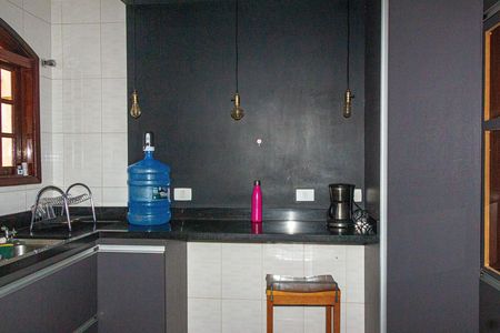 Casa de condomínio à venda com 134m², 2 quartos e 2 vagasCozinha