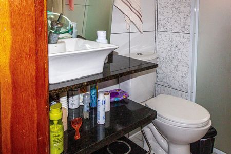 Casa de condomínio à venda com 134m², 2 quartos e 2 vagasBanheiro