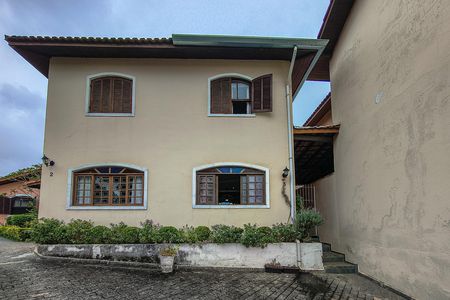 Casa de condomínio à venda com 134m², 2 quartos e 2 vagasFachada