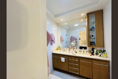 Cozinha de apartamento à venda com 3 quartos, 210m² em Jardim, Santo André