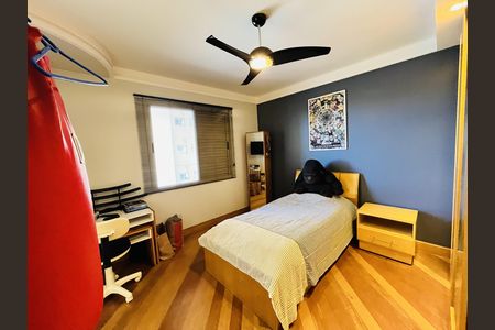 Quarto de apartamento à venda com 3 quartos, 210m² em Jardim, Santo André