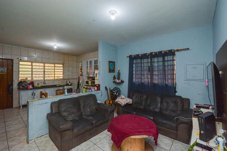 Casa à venda com 132m², 3 quartos e 2 vagas