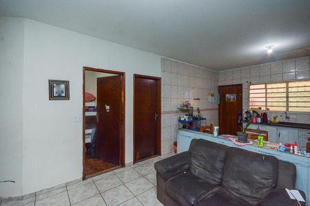 Casa à venda com 132m², 3 quartos e 2 vagas