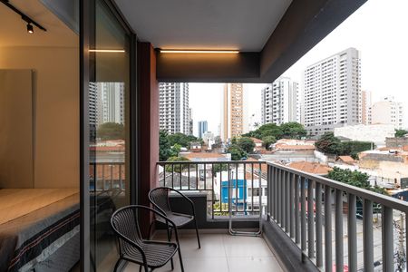 Varanda de kitnet/studio à venda com 1 quarto, 24m² em Perdizes, São Paulo