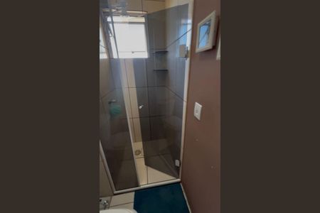 Banheiro de apartamento à venda com 2 quartos, 50m² em Igara, Canoas