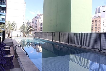 Studio à venda com 36m², 1 quarto e 1 vagaÁrea de Piscina
