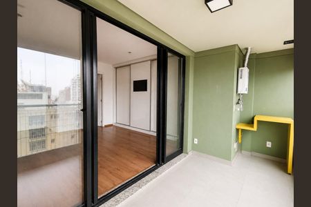 Studio à venda com 36m², 1 quarto e 1 vaga Studio à venda com 36m², 1 quarto e 1 vagaVaranda