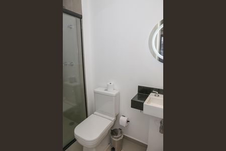 Apartamento à venda com 40m², 2 quartos e 1 vaga Apartamento à venda com 40m², 2 quartos e 1 vagaBanheiro da Suíte 1