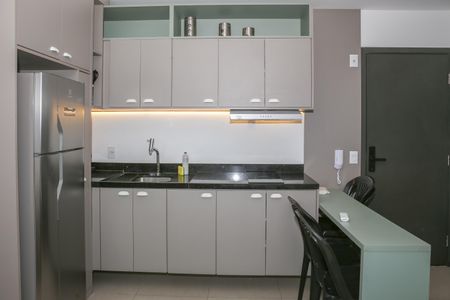 Apartamento à venda com 40m², 2 quartos e 1 vaga Apartamento à venda com 40m², 2 quartos e 1 vagaSala e Cozinha