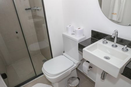Apartamento à venda com 40m², 2 quartos e 1 vaga Apartamento à venda com 40m², 2 quartos e 1 vagaBanheiro da Suíte 2