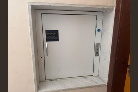 Apartamento para alugar com 140m², 3 quartos e 2 vagas