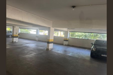Apartamento para alugar com 140m², 3 quartos e 2 vagas