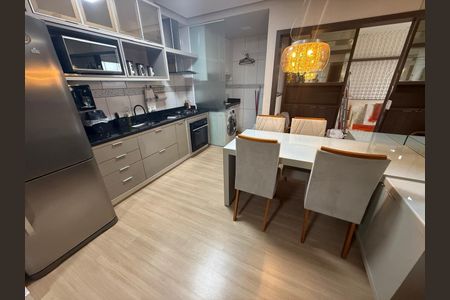 Cozinha de apartamento para alugar com 2 quartos, 65m² em Jardim Patricia, Uberlândia