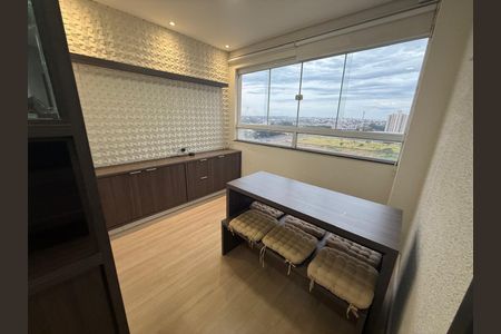 Apartamento para alugar com 65m², 2 quartos e 1 vaga Apartamento para alugar com 65m², 2 quartos e 1 vagaQuarto