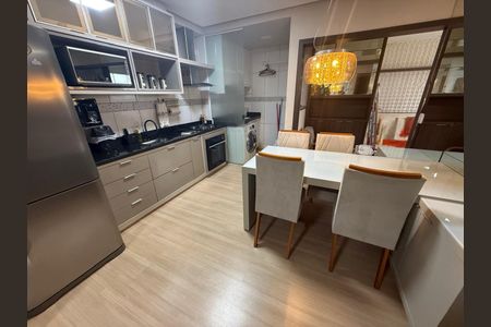 Apartamento para alugar com 65m², 2 quartos e 1 vaga Apartamento para alugar com 65m², 2 quartos e 1 vagaCozinha