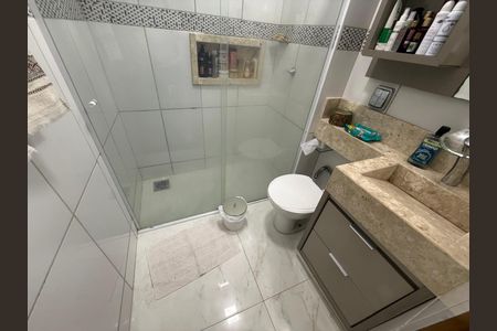 Apartamento para alugar com 65m², 2 quartos e 1 vaga Apartamento para alugar com 65m², 2 quartos e 1 vagaBanheiro