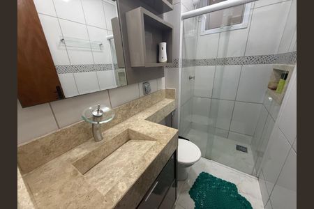 Apartamento para alugar com 65m², 2 quartos e 1 vaga Apartamento para alugar com 65m², 2 quartos e 1 vagaBanheiro