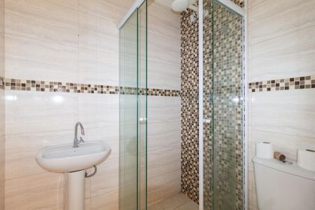 Apartamento para alugar com 55m², 2 quartos e 1 vaga Apartamento para alugar com 55m², 2 quartos e 1 vagaBanheiro