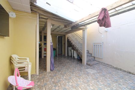 Casa para alugar com 161m², 4 quartos e 2 vagasQuintal