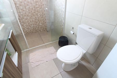 Casa para alugar com 161m², 4 quartos e 2 vagasBanheiro Social casa 1