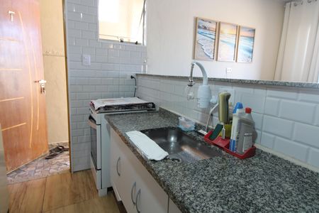 Casa para alugar com 161m², 4 quartos e 2 vagasCozinha casa 2
