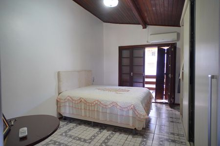 Casa à venda com 270m², 5 quartos e 2 vagas Casa à venda com 270m², 5 quartos e 2 vagasQuarto 5