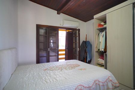Casa à venda com 270m², 5 quartos e 2 vagas Casa à venda com 270m², 5 quartos e 2 vagasQuarto 5