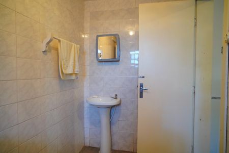 Casa à venda com 270m², 5 quartos e 2 vagas Casa à venda com 270m², 5 quartos e 2 vagasÁrea de Serviço