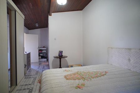 Casa à venda com 270m², 5 quartos e 2 vagas Casa à venda com 270m², 5 quartos e 2 vagasQuarto 5