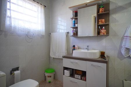 Casa à venda com 5 quartos, 270m² em Vila Nova, Porto Alegre