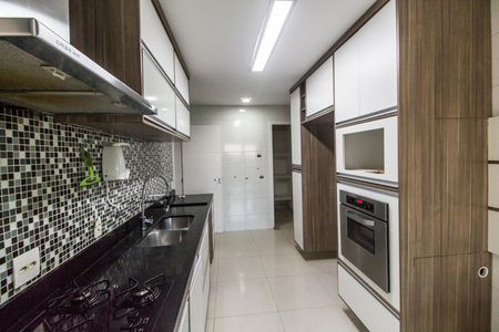 Casa à venda com 202m², 4 quartos e 4 vagasCozinha