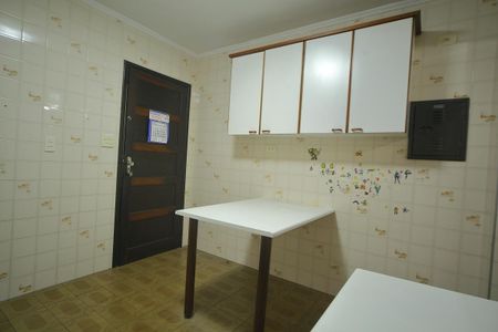 Casa à venda com 133m², 3 quartos e 2 vagasCozinha 