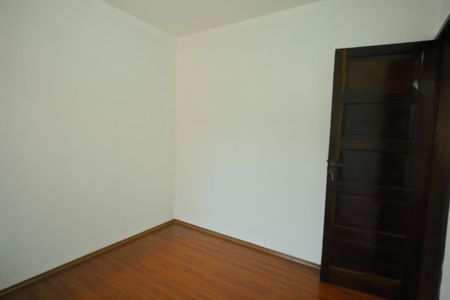 Casa à venda com 133m², 3 quartos e 2 vagasQuarto 2 