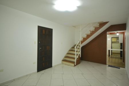 Casa à venda com 133m², 3 quartos e 2 vagasSala