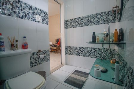 Apartamento para alugar com 210m², 4 quartos e sem vaga Apartamento para alugar com 210m², 4 quartos e sem vagaBanheiro Suite 2