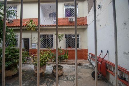 Apartamento para alugar com 210m², 4 quartos e sem vaga Apartamento para alugar com 210m², 4 quartos e sem vagaSala Vista