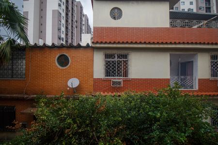 Apartamento para alugar com 210m², 4 quartos e sem vaga Apartamento para alugar com 210m², 4 quartos e sem vagaQuarto 4 Varanda Vista
