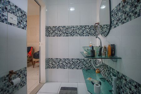 Apartamento para alugar com 210m², 4 quartos e sem vaga Apartamento para alugar com 210m², 4 quartos e sem vagaBanheiro Suite 2