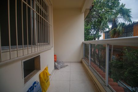 Apartamento para alugar com 210m², 4 quartos e sem vaga Apartamento para alugar com 210m², 4 quartos e sem vagaQuarto 4 Varanda