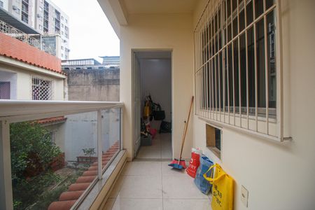 Apartamento para alugar com 210m², 4 quartos e sem vaga Apartamento para alugar com 210m², 4 quartos e sem vagaQuarto 4 Varanda